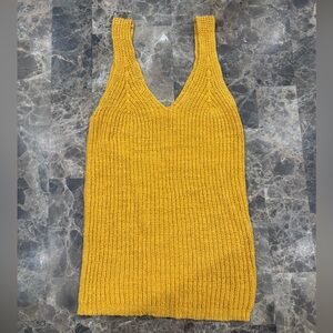 Madewell V-Neck Sweater in Golden Yellow